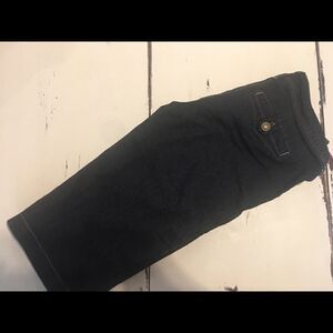 Size 5 dark blue jean capri